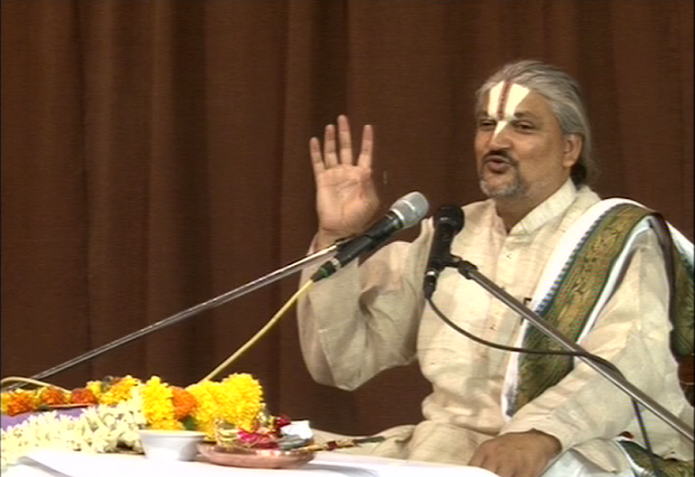  Bhagwat Pravakta Swami Ji Maharaj.