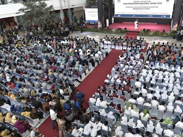 Puncak Peringatan Hardiknas 2018 di Lombok Barat Berlangsung Meriah