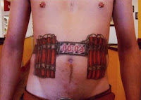 tatuagem de homem bomba