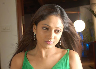 Actress Sheela Hot Sexy Photos