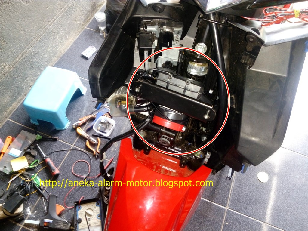 Aneka Alarm Motor Cara Pasang Alarm Motor Remote Pada Honda Vario