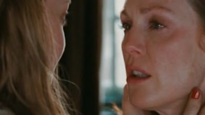 Julianne Moore and Amanda Seyfried Lesbian Kiss, Chloe