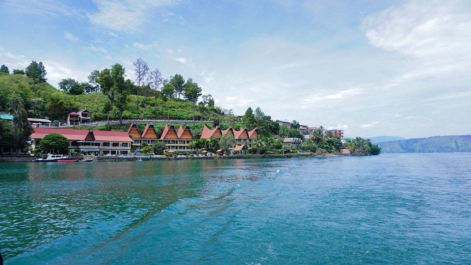 Cari Tahu Legenda, Asal Usul, dan Gambar Danau Toba