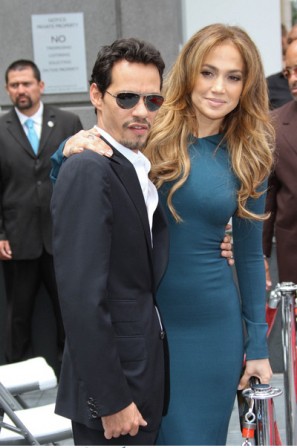 Jennifer Lopez Apparel on Jennifer Lopez And Marc Anthony S Clothing Lines Still On Track