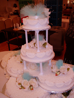 Touch of Teal Wedding Cake