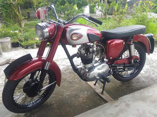 Dijual Motor Tua BSA c15 Cocok Buat Koleksi