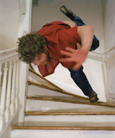 Funny Pictures Of People Falling. Unseen Fail People Falling-Luv