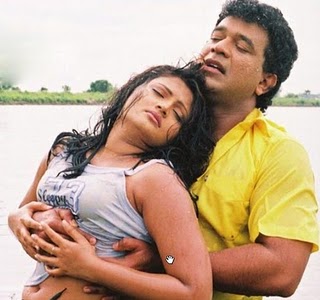 Ameesha KavindiSexy Girls Pictures