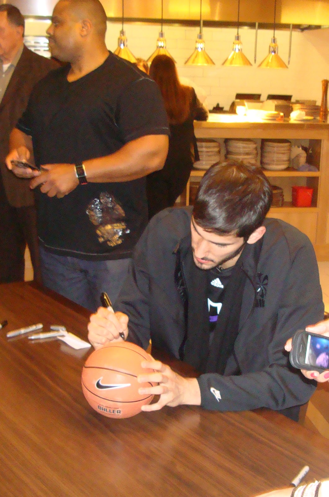 Sacramento Kings Forward Omri Casspi Autograph Signing in Old 