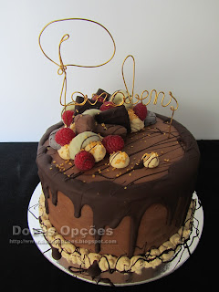 Chocolate drip cake