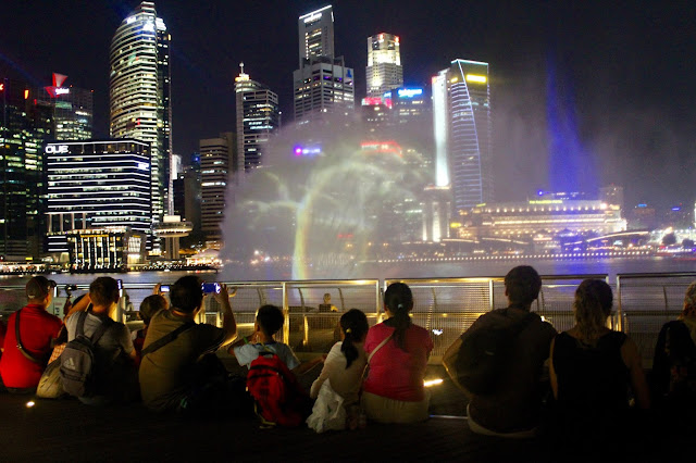 singapore waterfront show water and light