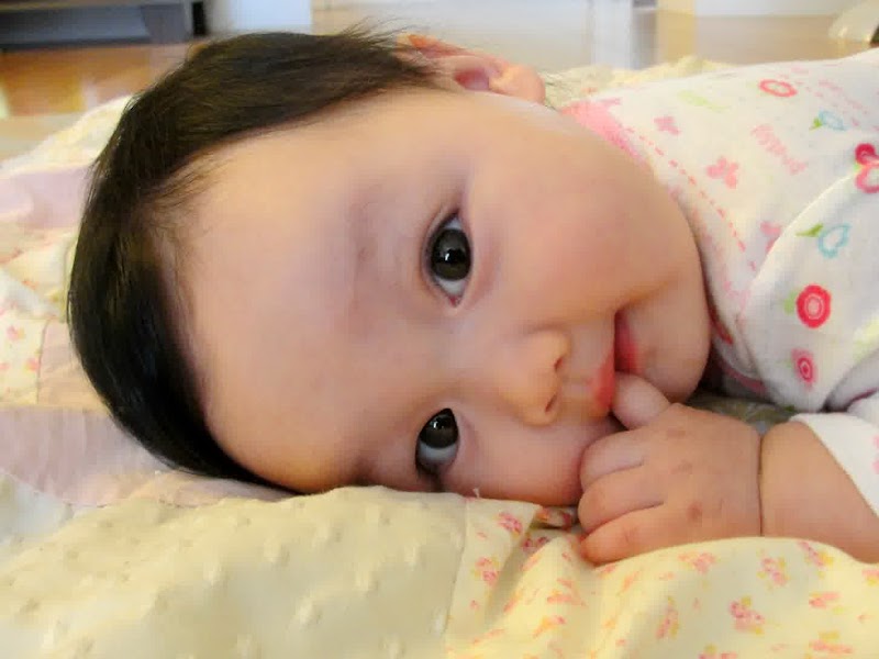 18+ Foto Bayi Lucu Perempuan Kembar, Yang Terbaru!