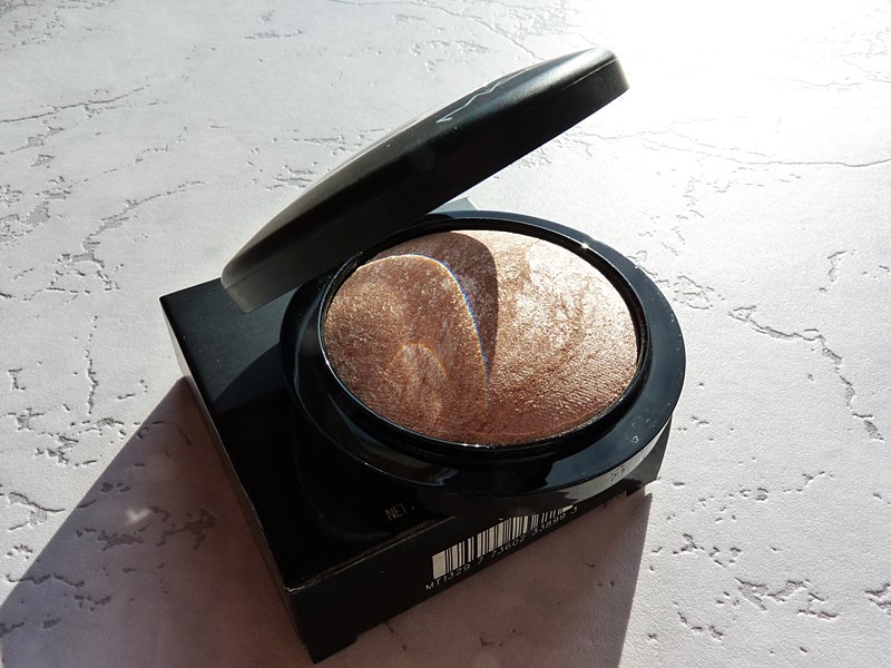 M.A.C. Mineralize Skinfinish Soft & Gentle