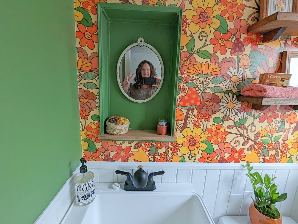 Tiny Bathroom Makeover - Part 2 - The Reveal!