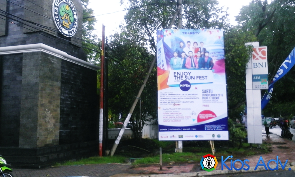 Jasa Pasang Backdrop Baliho Spanduk Banner Malang 