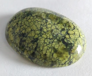 Unique Serpentine Gemstone
