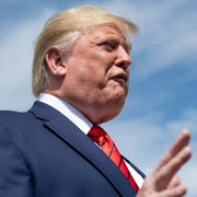 
Trump signs order to punish vandalism against monuments
