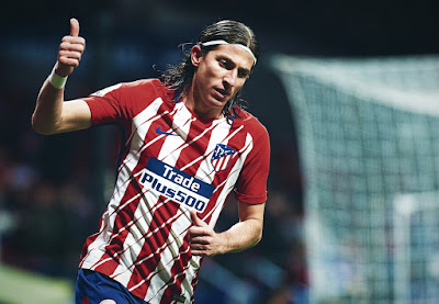 FILIPE LUIS SEDANG MENUNGGU TAWARAN DARI BARCELONA