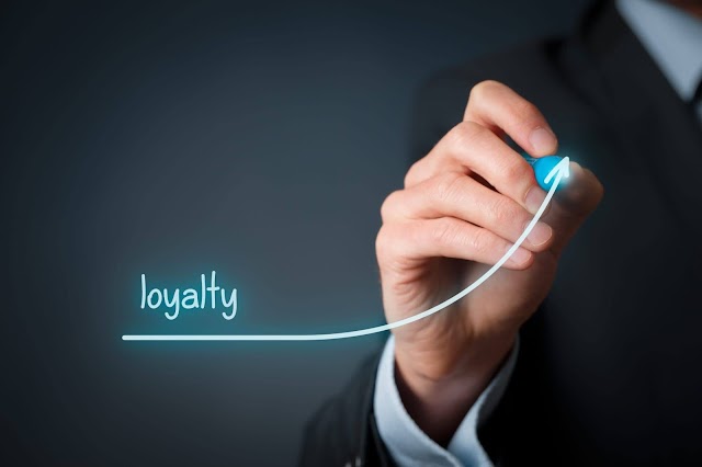 THE WAYS TO RETAIN CUSTOMER LOYALTY