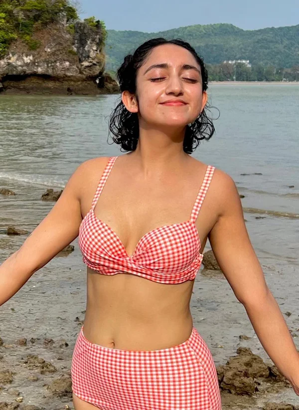 sanjeeta bhattacharya bikini jawan actress