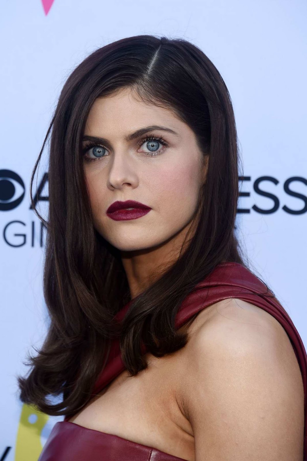 Alexandra Daddario best red carpet fashion dresses celebrity