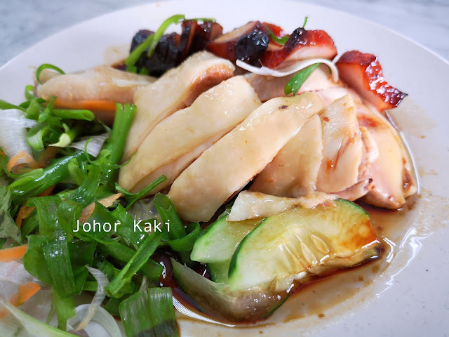 Pak Kong Chicken Rice in Ipoh 怡保白宫鸡饭