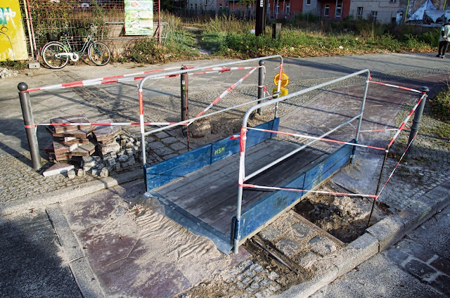 Baustelle Straßenbauarbeiten, Brunnenstraße / Bernauer Straße, 10115 Berlin, 31.10.2013