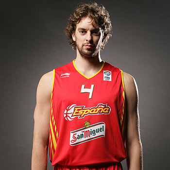 pau gasol girlfriend 2011. pau gasol girlfriend