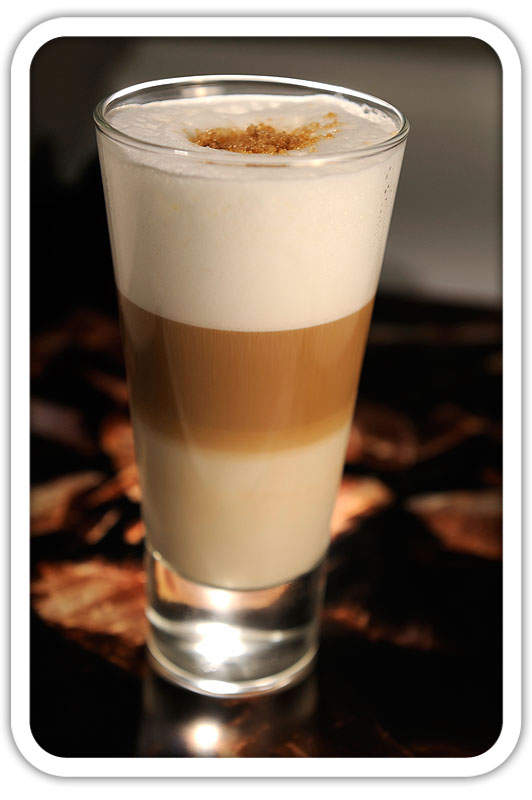 Cara membuat Layered Latte Panas Dingin Dengan Alat 