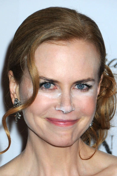 Nicole Kidman Lips Before And After. Looks like N. Kidman was