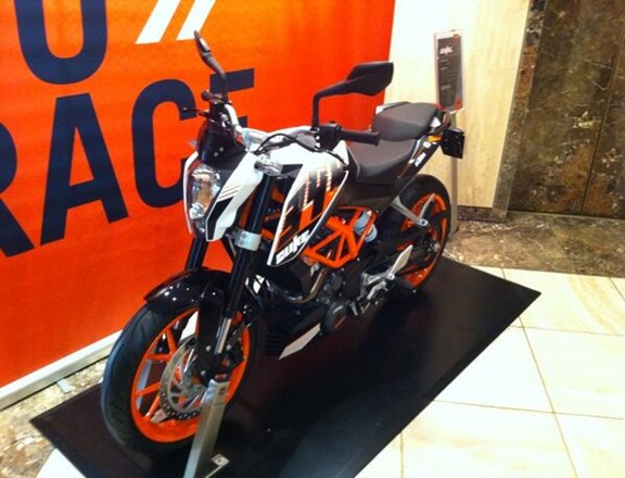 KTM Duke 390 More Details KTM Duke 390 More Details
