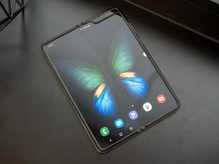 resolusi hdr10+ dari samsung galaxy fold