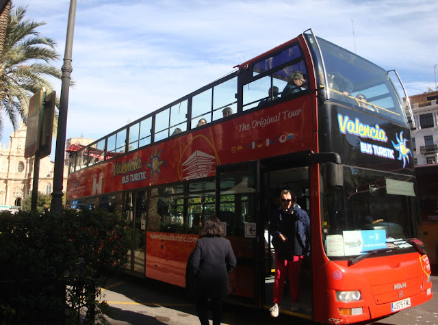 Explorando Valência (Espanha) com o ônibus turístico hop on hop off