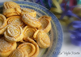 chiacchiere di carnevale della signora Venere