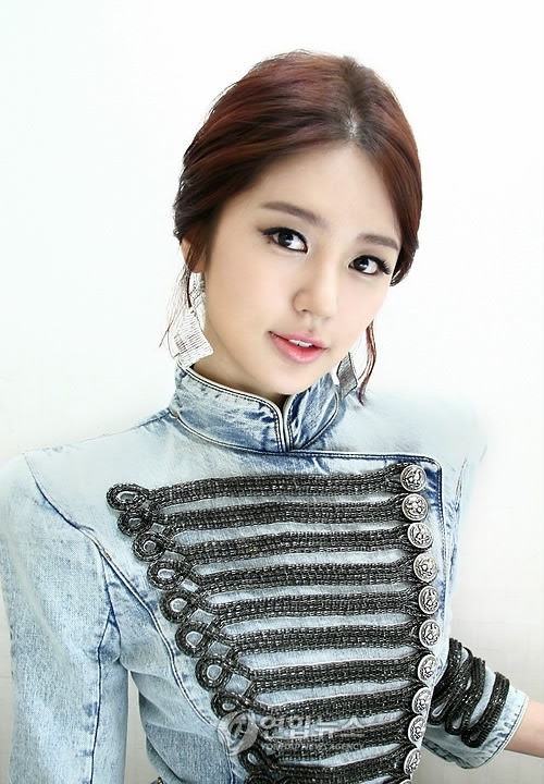 Eun-hye Yun - Wallpaper Actress