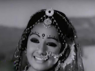 Kavikkuyil tamil film released in 1977
