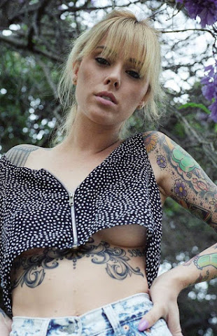 Girls With Underboob Tattoos Wearing Crop Tops