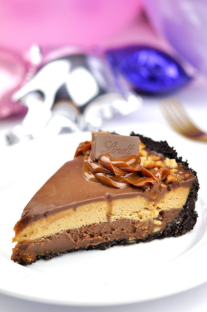 Pastel cremoso de cacahuete y chocolate