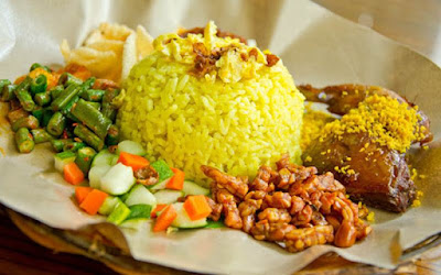 Resep Masakan Nusantara, Cara Membuat Nasi Kuning Dengan Mudah