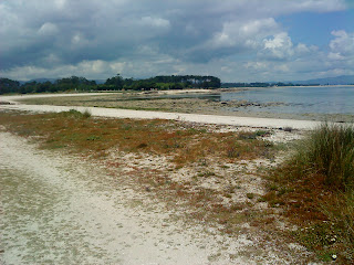 by E.V.Pita... Galician Beaches: Island of Vilanova de Arousa (Galicia, Spain) / por E.V.Pita... Isla de Arousa en Rías Baixas / por E.V.Pita... A Illa, na ría de Arousa (Rías Baixas) ... http://evpita.blogspot.com/2011/06/galician-beaches-island-of-arousa.html