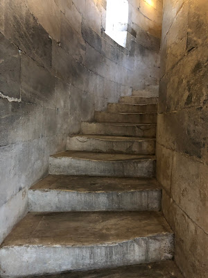 ピサの斜塔の階段