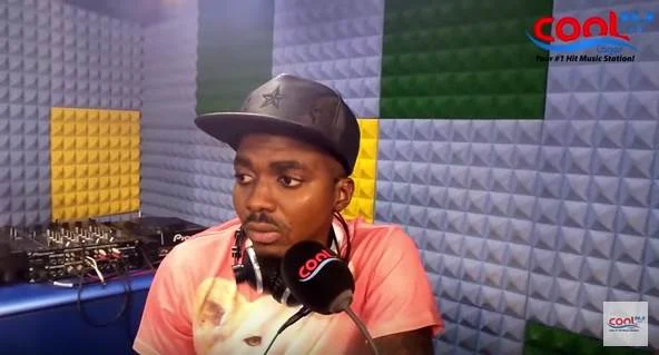 Skiibii pretents to be dead for publicity