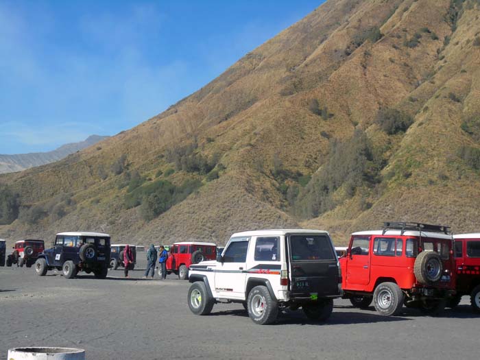 Sewa Mobil Surabaya Bromo Murah