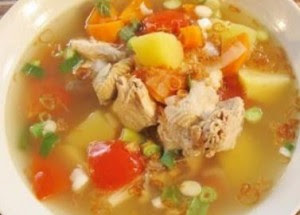 Cara membuat sop ayam spesial lezat