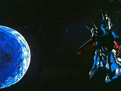 The Macross engages in a desperate fight for planet Earth!