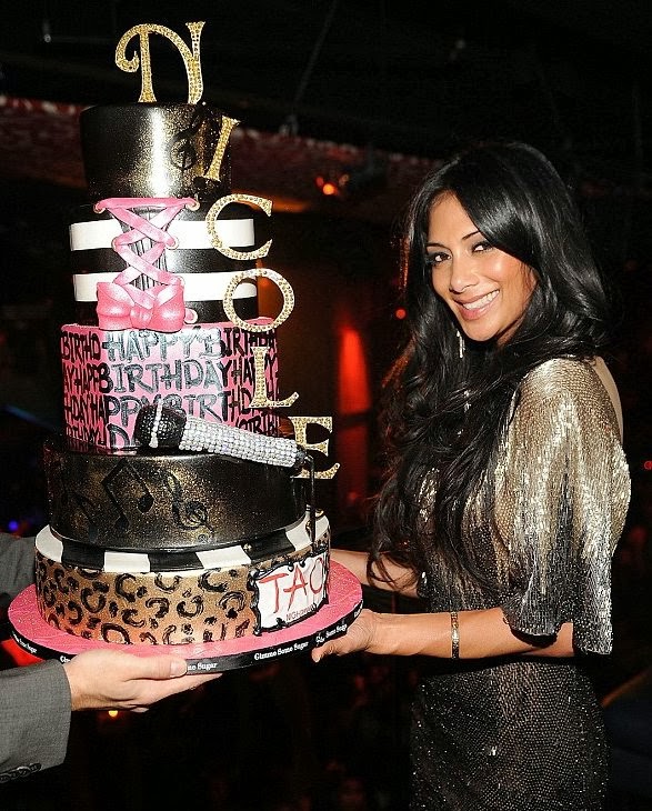 A Cairene Mommy Celebrity Birthday Cakes!!