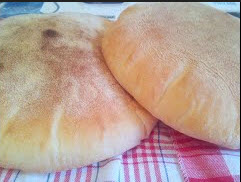 وصفة خبز الدار بالفرينة اللذيذ والاقتصادي (مطلوع الفرينة لرمضان 2020 )