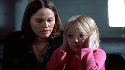 CSI - Dakota Fanning e Jorja Fox