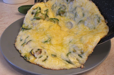 Omlet s tikvicama i mozzarellom / Zucchini omelette with mozzarella