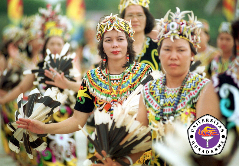 Nads Blog Tugas 2 Kebudayaan Suku  Dayak  dari Kalimantan 
